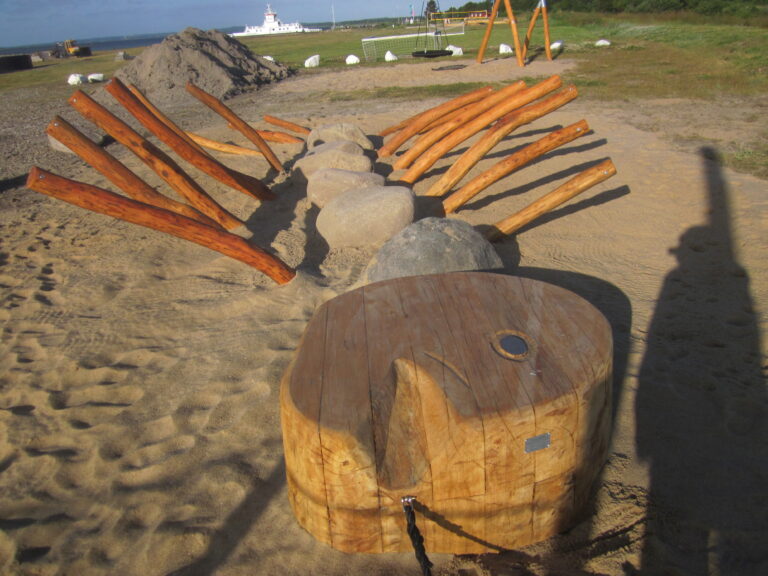 Tilpassede legepladser og grønne anlæg efter kundens ønsker